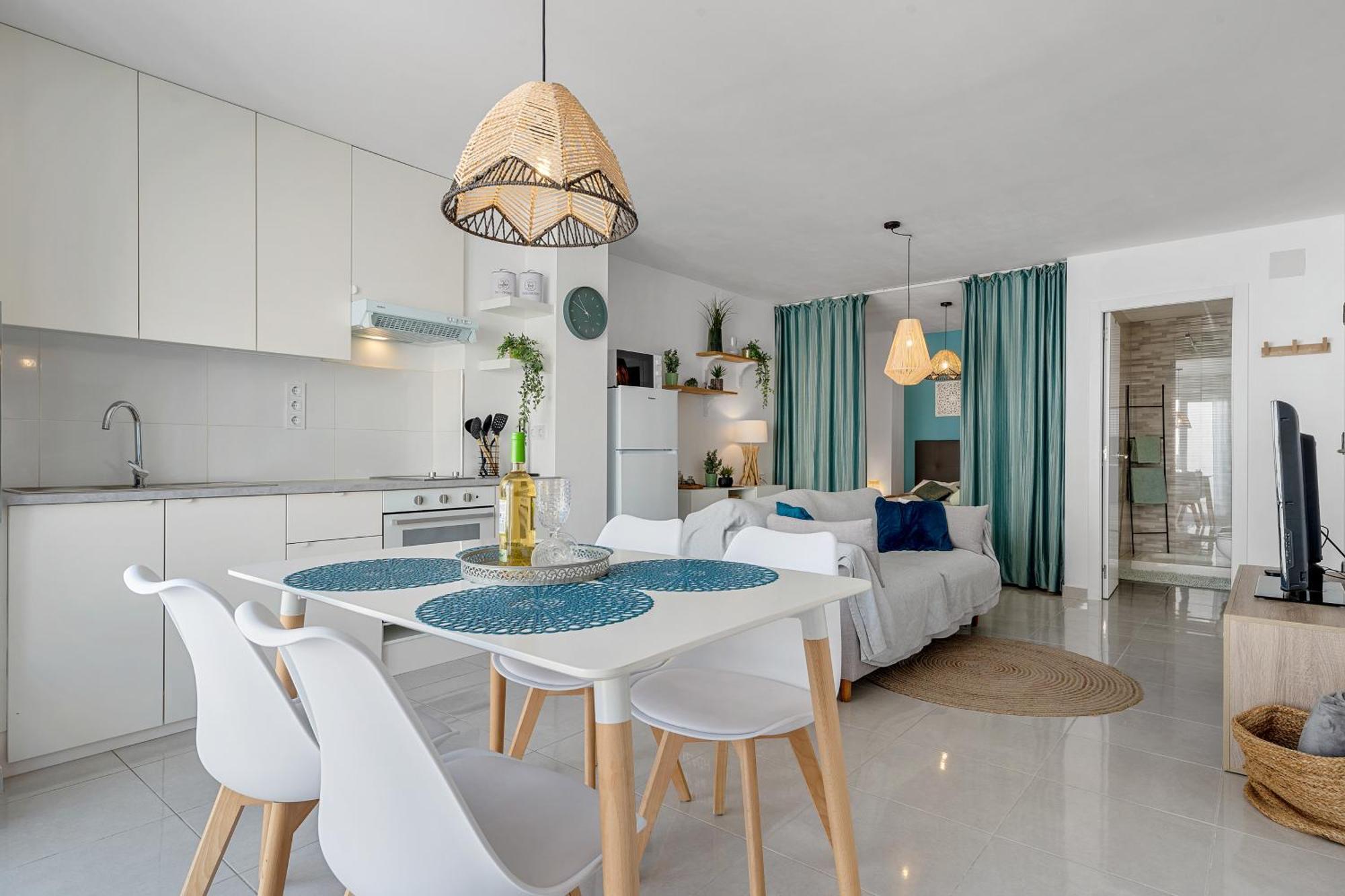 Casa Amorosa Apartment With Pool - Close To Beach, City Centre And Bus Station Torrevieja Luaran gambar